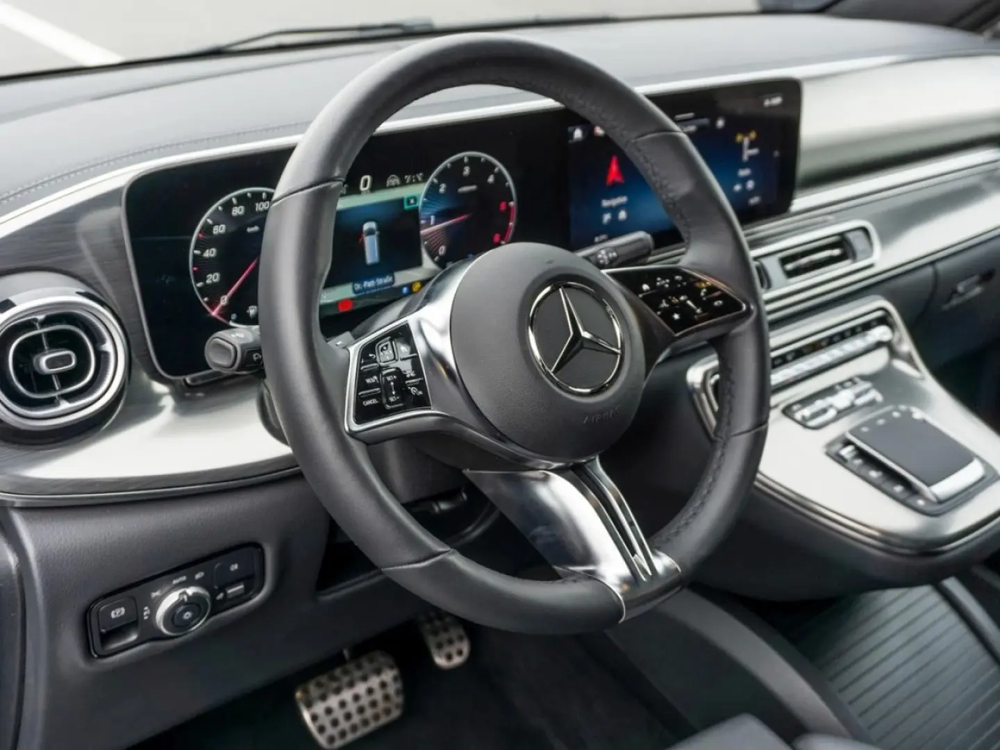 V 300 d 4M EXCLUSIVE Lang Navi Standhzg 360° AHK