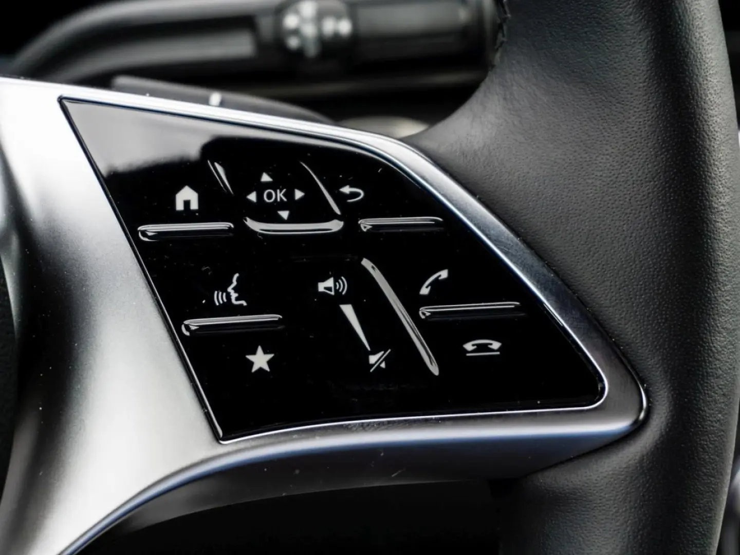 V 300 d 4M EXCLUSIVE Lang Navi Standhzg 360° AHK