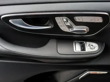 V 300 d 4M EXCLUSIVE Lang Navi Standhzg 360° AHK