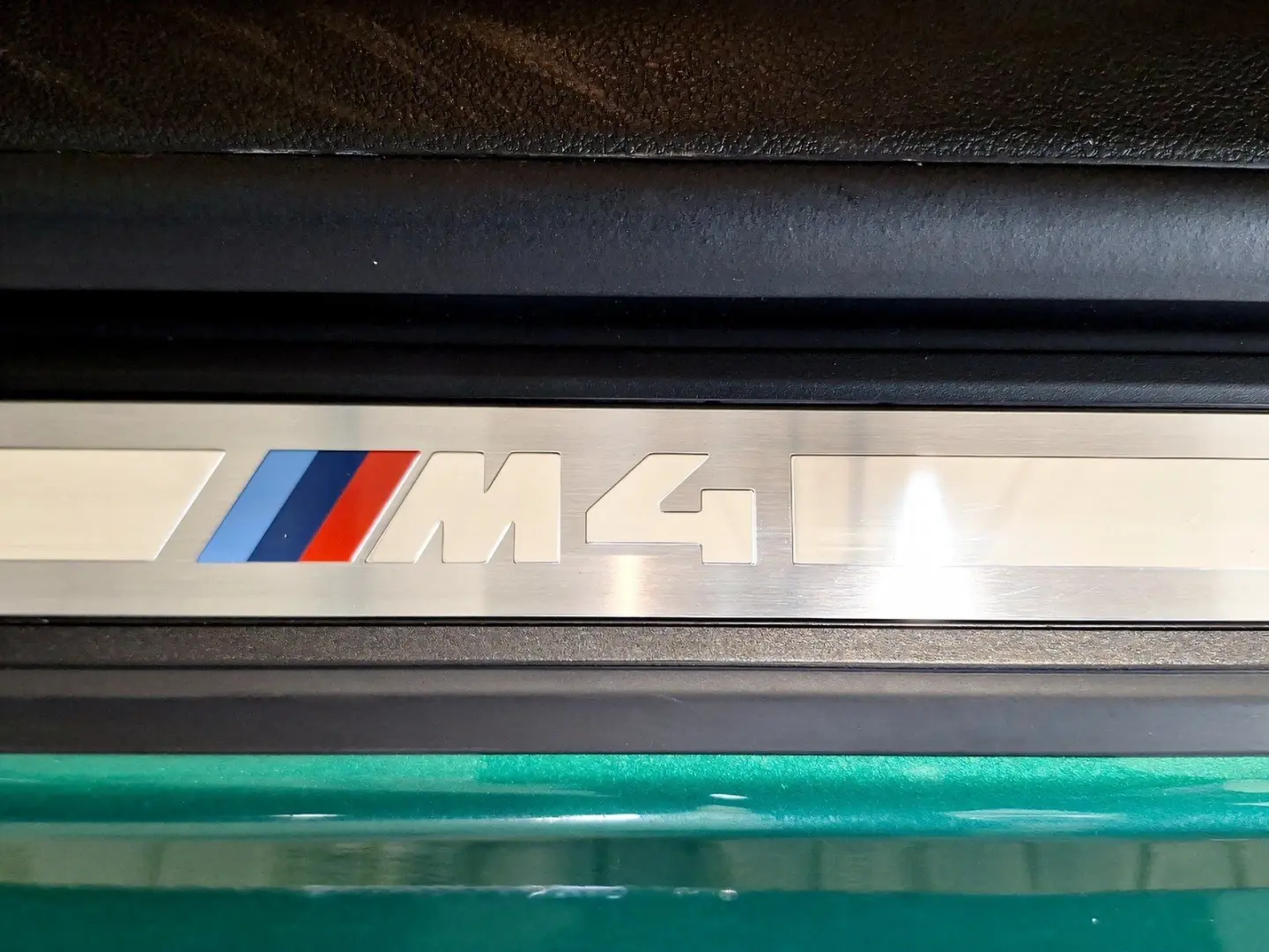 M4 Coupé Harman/K LiveCockpitProf PDC Alarm