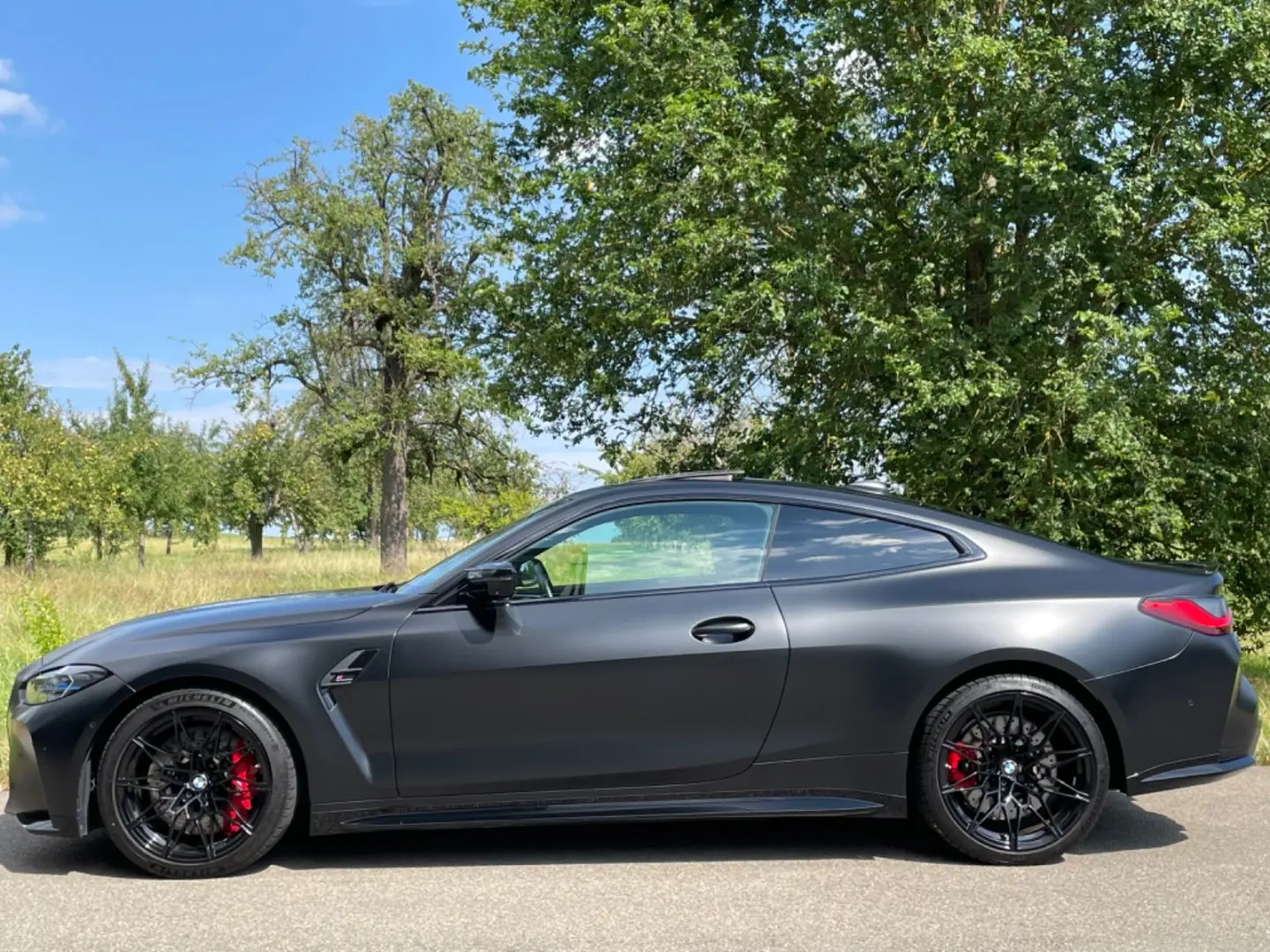M4 Coupe Competition Laser Carbon HeadUp Matt
