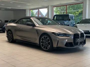 M4 Cabrio G83 xDrive Competition / HU-DISPLAY /