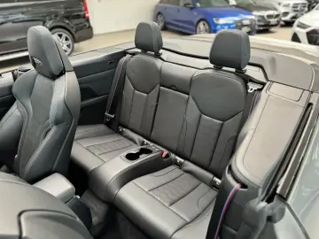 M4 Cabrio G83 xDrive Competition / HU-DISPLAY /