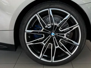 M4 Cabrio G83 xDrive Competition / HU-DISPLAY /