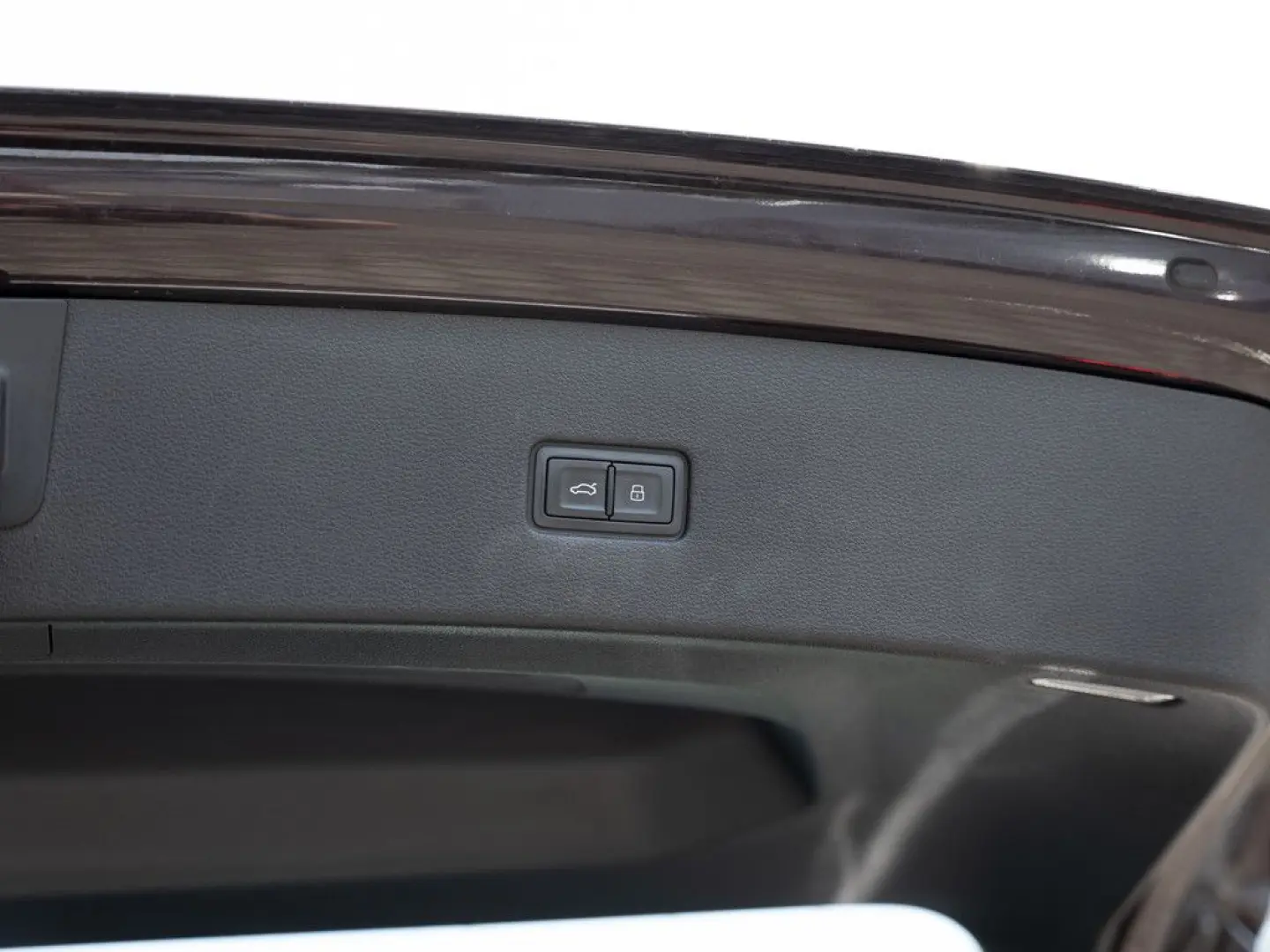 Q8 55 TFSI e quattro S-Line AHK HUD 360° LED SHZ