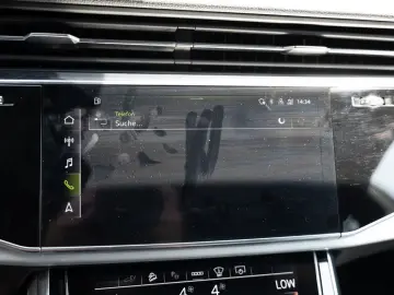 Q8 55 TFSI e quattro S-Line AHK HUD 360° LED SHZ