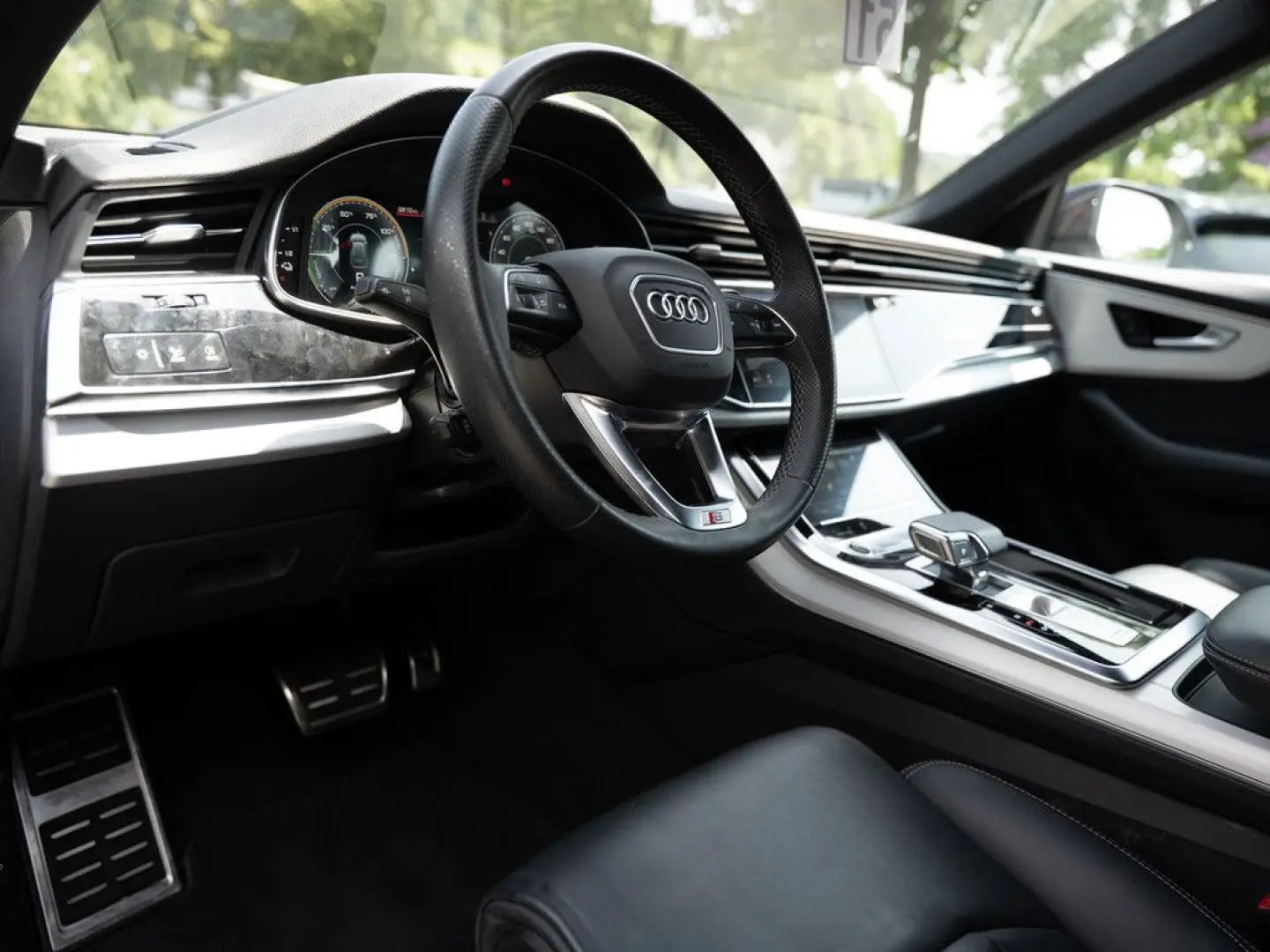 Q8 55 TFSI e quattro S-Line AHK HUD 360° LED SHZ