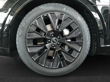 Q8 advanced 50 e-tron quattro S LINE+AHK+BANG&O.