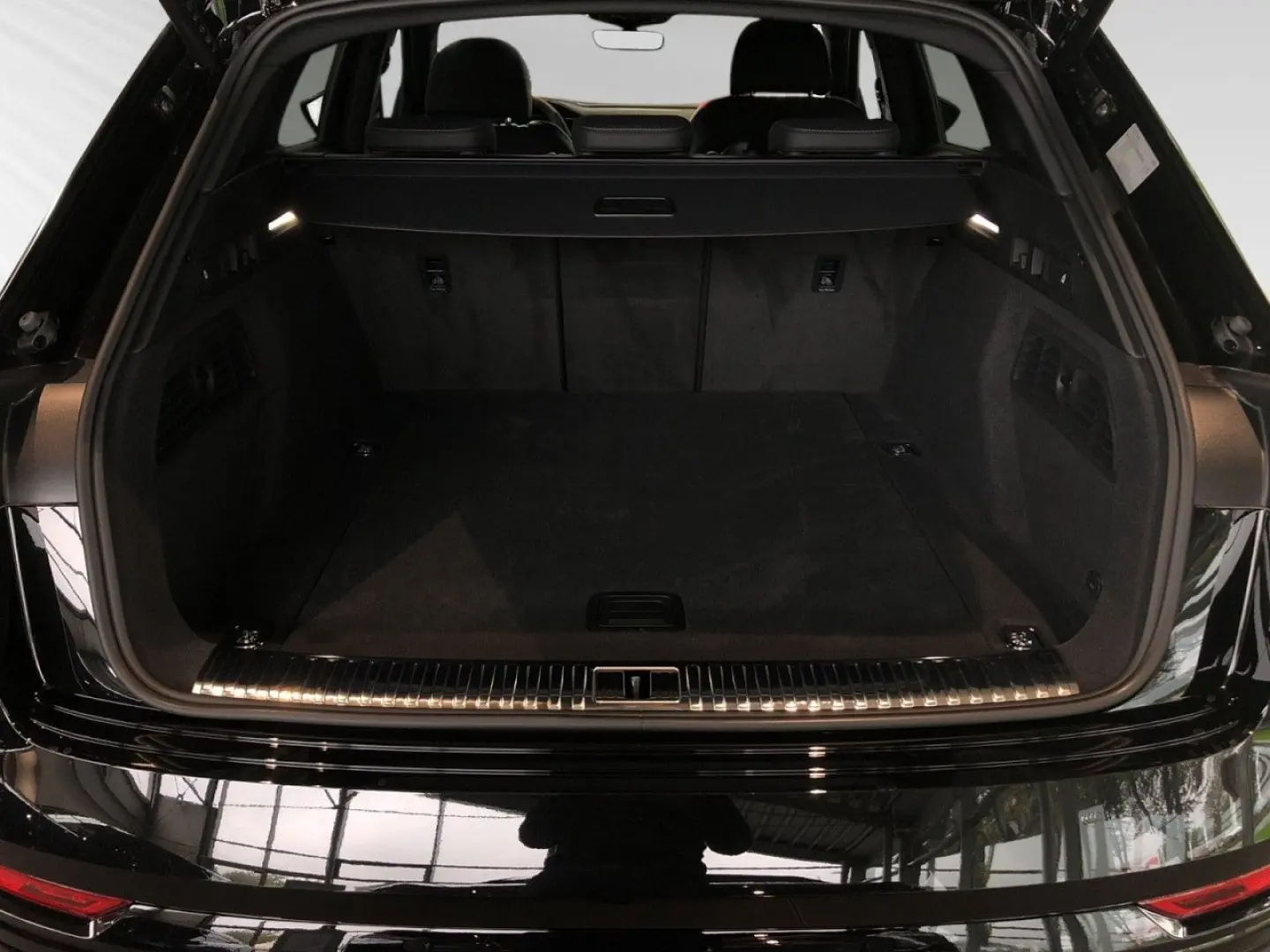 Q8 advanced 50 e-tron quattro S LINE+AHK+BANG&O.