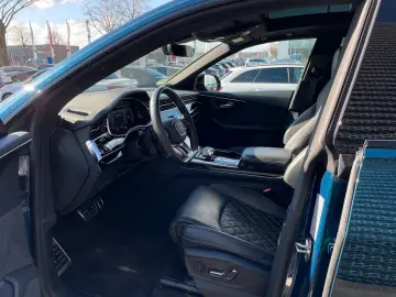 Q8 55 TFSI quattro tiptronic -