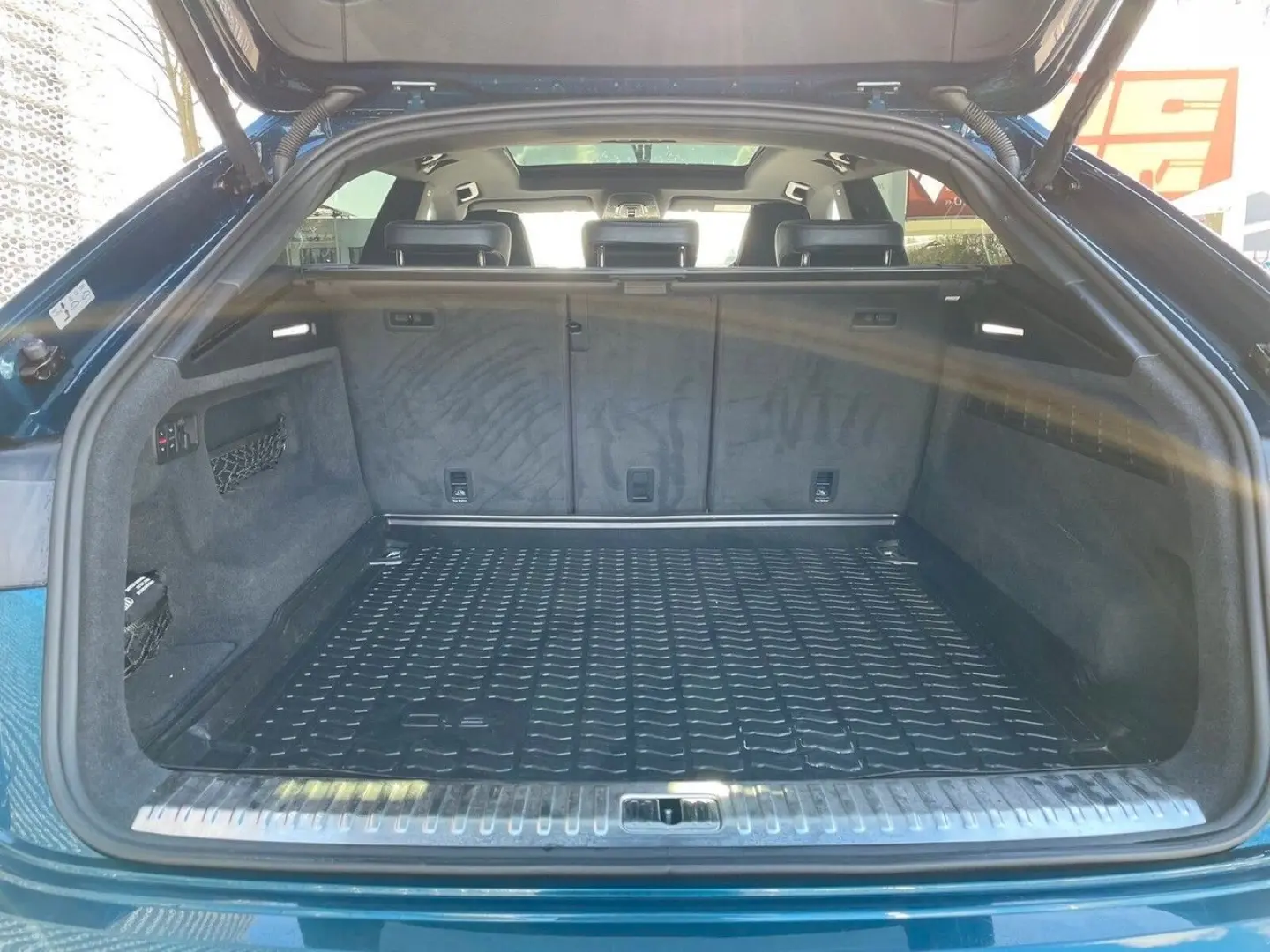 Q8 55 TFSI quattro tiptronic -