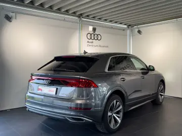 Q8 55 TFSI e QUATTRO+NAVI+HD MATRIX+AHK+LHZ+AIR