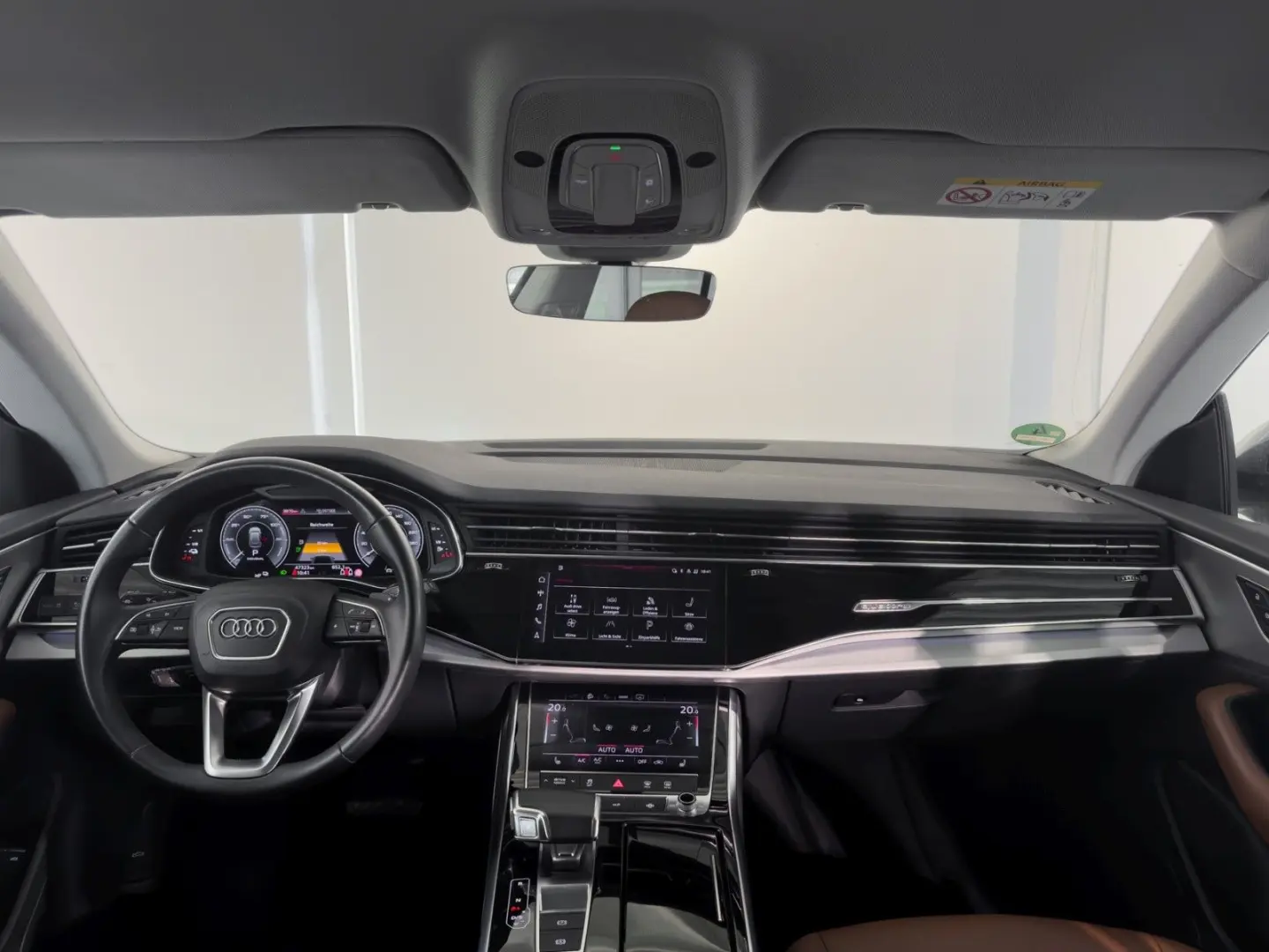 Q8 55 TFSI e QUATTRO+NAVI+HD MATRIX+AHK+LHZ+AIR