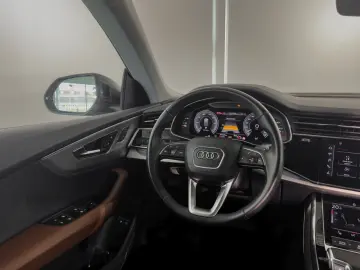 Q8 55 TFSI e QUATTRO+NAVI+HD MATRIX+AHK+LHZ+AIR