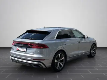 Q8 55 TFSI qua. S line MATRIX AHK STANDHZ