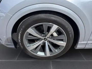 Q8 55 TFSI qua. S line MATRIX AHK STANDHZ