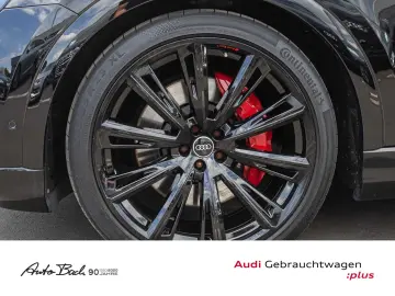 Q8 S line 55TFSI e qu Navi LED virtual HuD GRA A