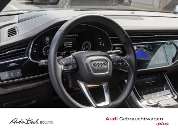 Q8 S line 55TFSI e qu Navi LED virtual HuD GRA A