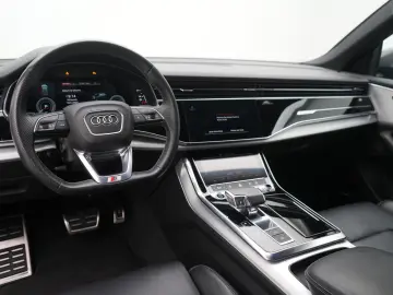 Q8 55 e quattro S line LED B&O LEDER SHZ NAVI