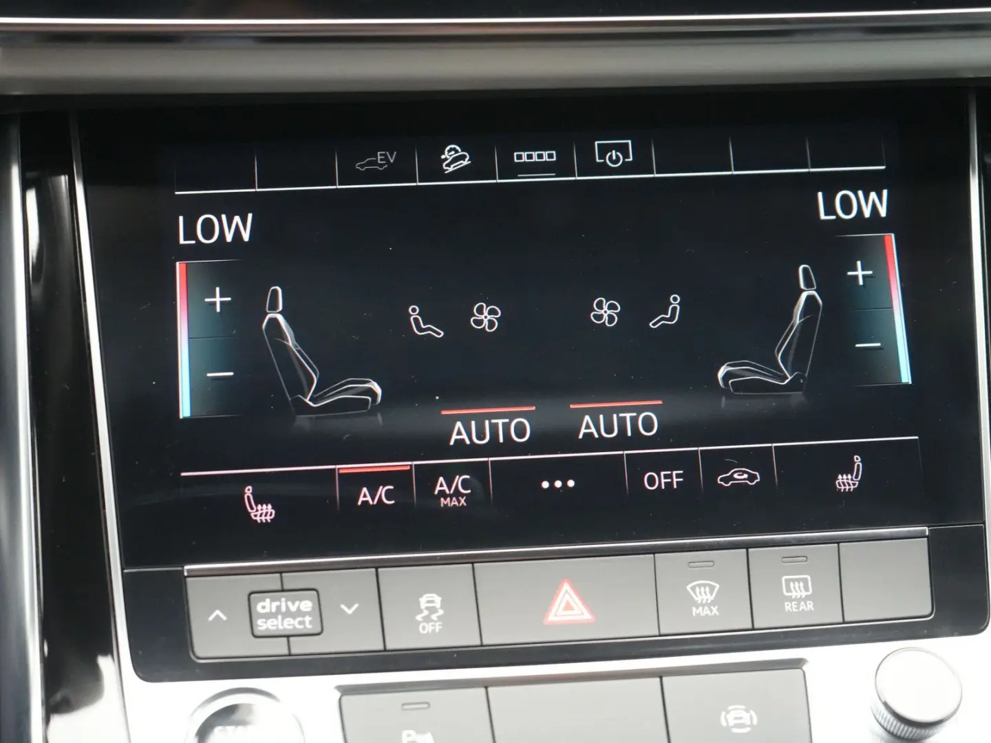 Q8 55 e quattro S line LED B&O LEDER SHZ NAVI
