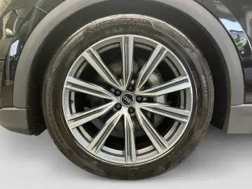 Q8 50 TDI quattro S line HD Matrix CAM Virtual