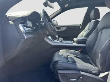 Q8 55 TFSI e quattro