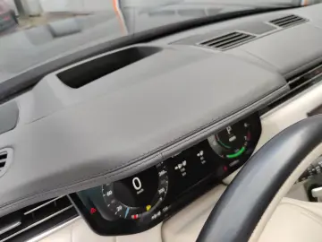 RR P510e Autobiography SVO leather/Pano/4WS/HUD