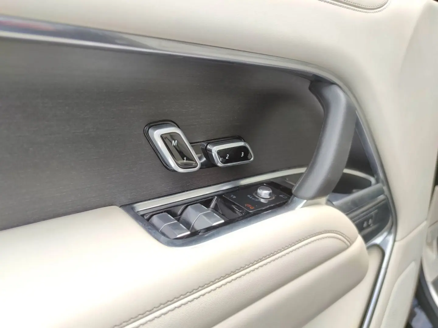 RR P510e Autobiography SVO leather/Pano/4WS/HUD