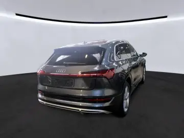E-TRON 55 S LINE MATRIX/21Z./ACC/HuD/NACHT/360°