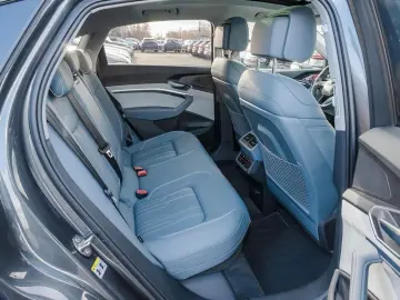 e-tron Sportback 55 S line /Matrix/Pano/B&O/HuD/