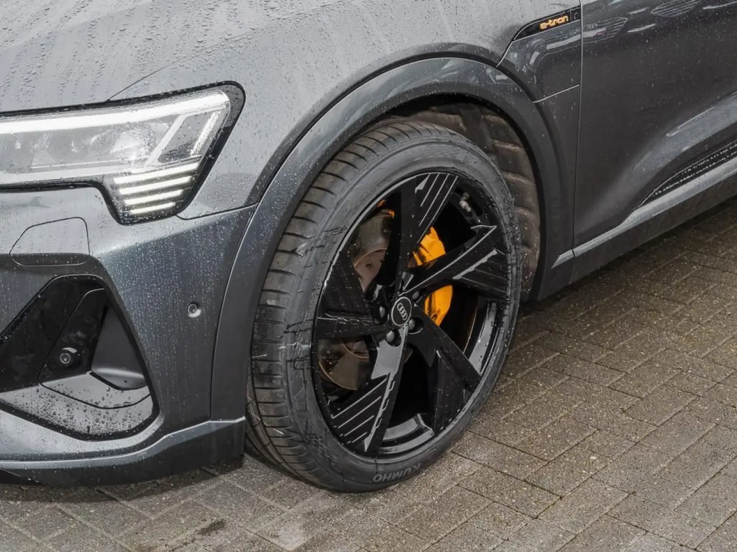 e-tron Sportback 55 S line /Matrix/Pano/B&O/HuD/