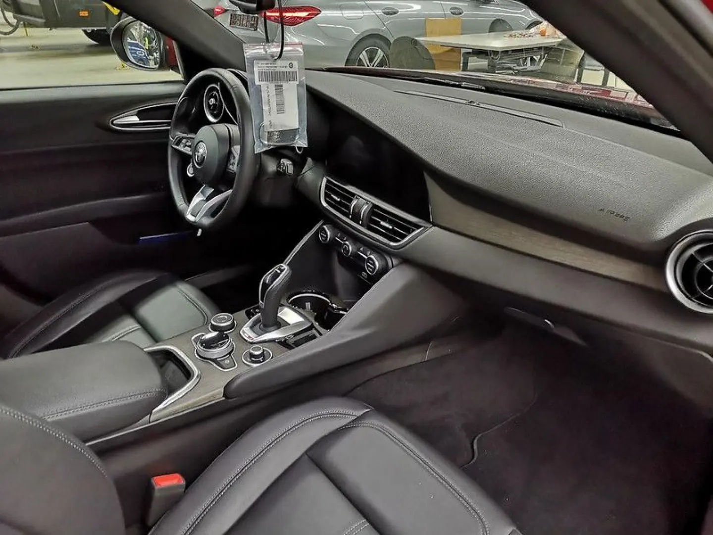 Giulia 2.0 Turbo TI Q4 AT8*Kamera*Assistenz-P*Bi