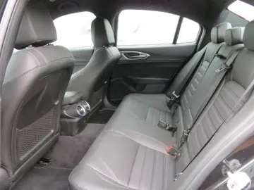Giulia Veloce Q4 2.0 280PS 8AT *Premium-AudioPak