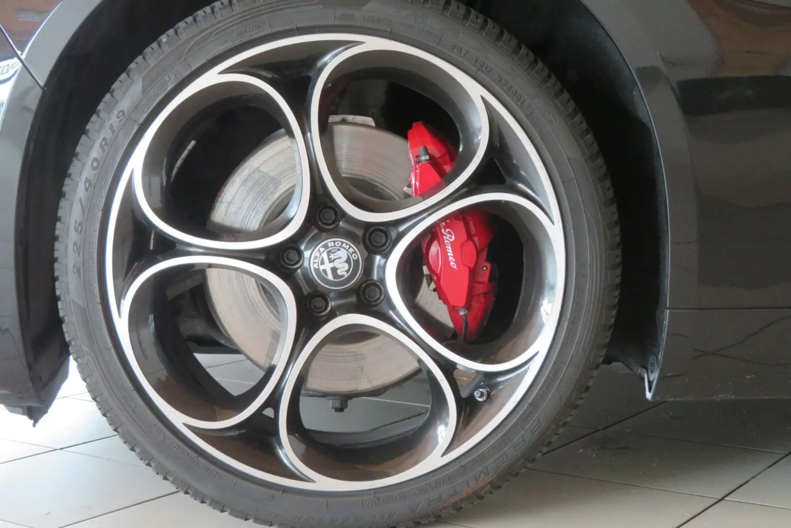Giulia Veloce Q4 2.0 280PS 8AT *Premium-AudioPak
