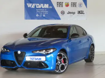 Giulia Competizione Q4 280PS  Schiebedach