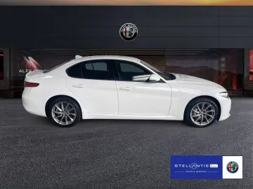 Giulia 2.0 Turbo 16V Ti Q4 ab 5,49%