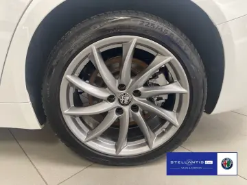 Giulia 2.0 Turbo 16V Ti Q4 ab 5,49%