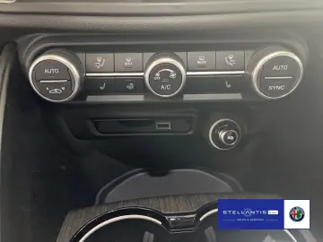 Giulia 2.0 Turbo 16V Ti Q4 ab 5,49%