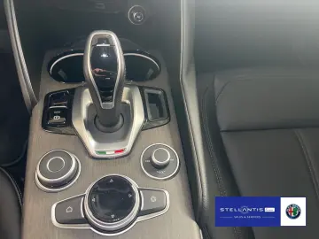 Giulia 2.0 Turbo 16V Ti Q4 ab 5,49%