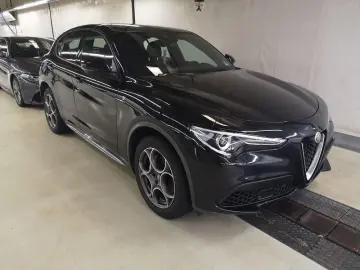 Stelvio 2.0 Turbo TI Q4 AT8*Kamera*Memory*ACC*Bi