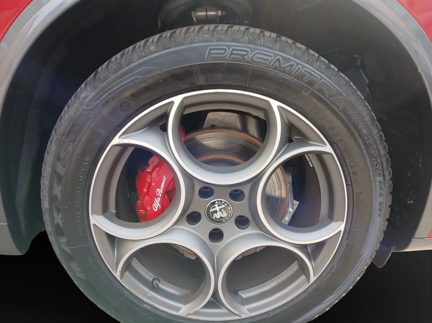 Stelvio Ti Q4 2.0 Turbo 16V +KeyLess+Kam.+SHZ