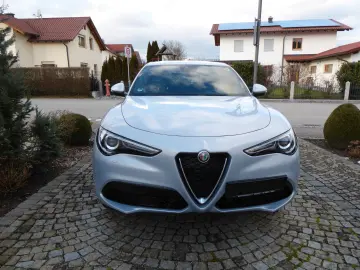 Stelvio 2.0 Turbo 16V 206kW Ti AT8-Q4