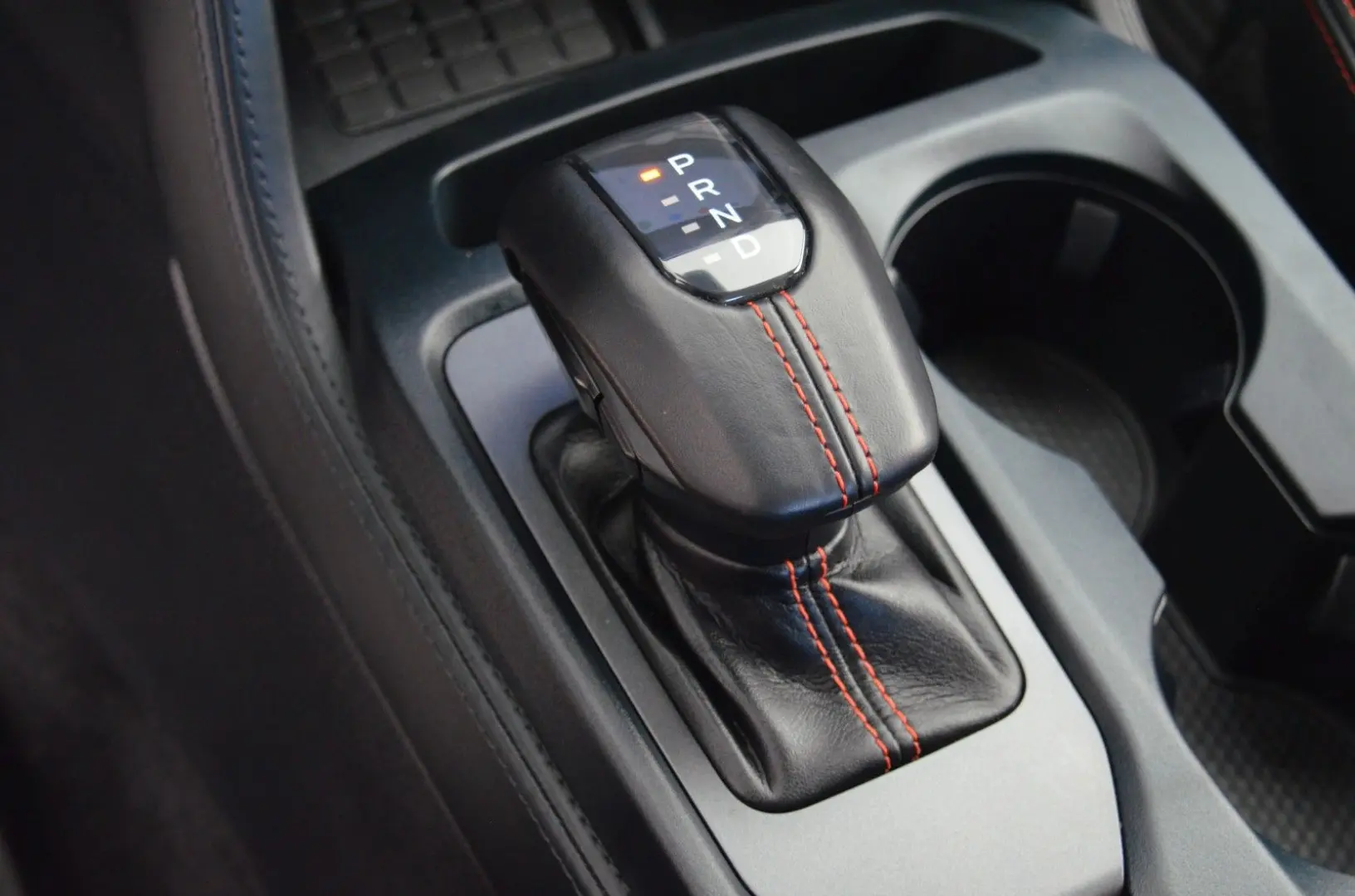 Raptor Grey Sport | PDC + Kamera | Navi | LED