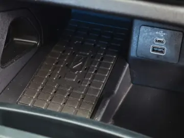 Raptor Grey Sport | PDC + Kamera | Navi | LED