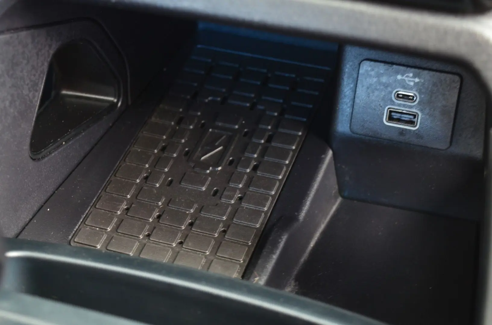 Raptor Grey Sport | PDC + Kamera | Navi | LED