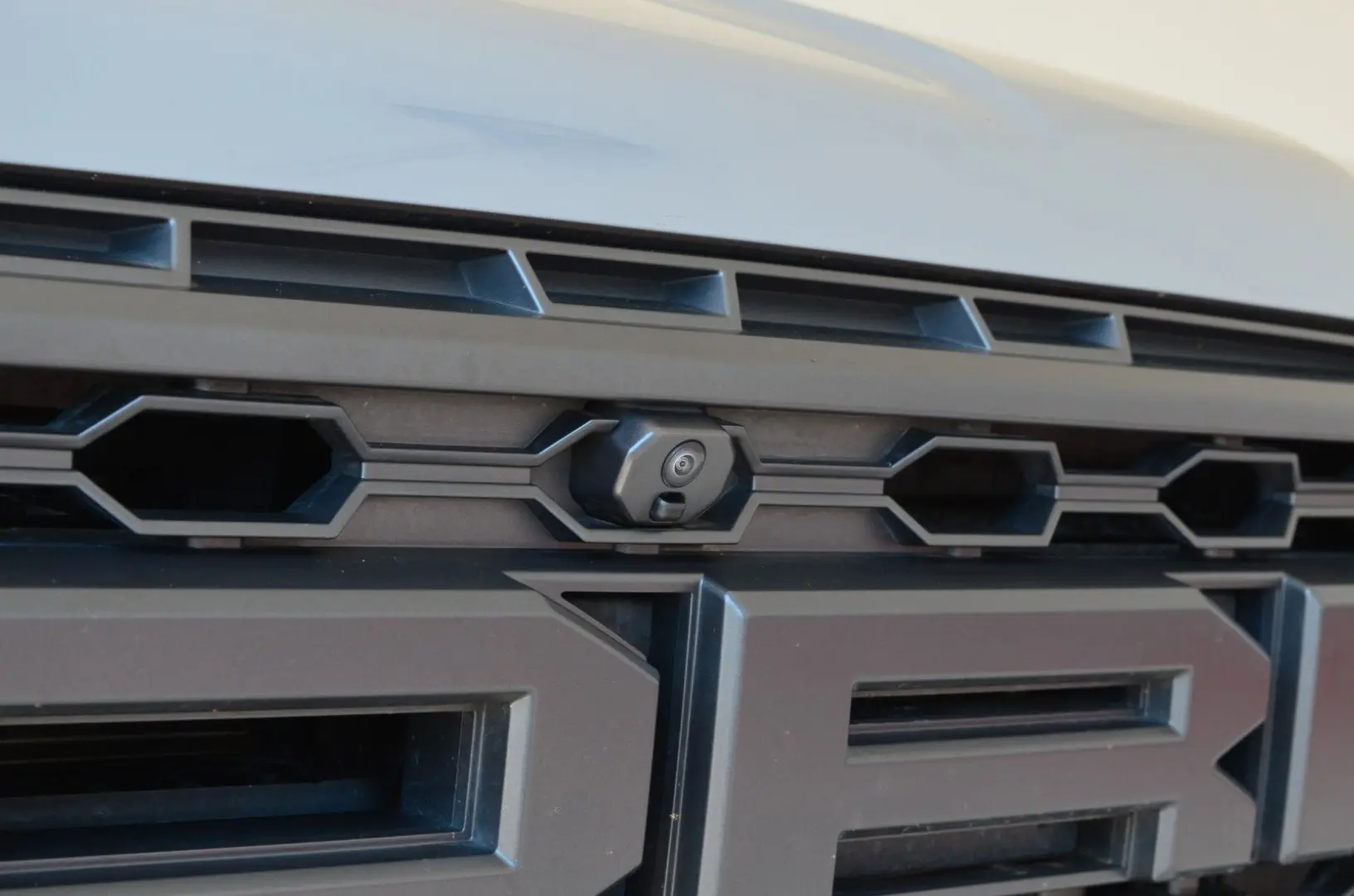 Raptor Grey Sport | PDC + Kamera | Navi | LED