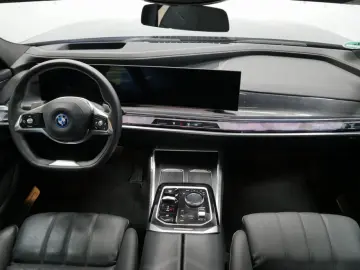 750e xDr Executive,Multisi,IconicG,20