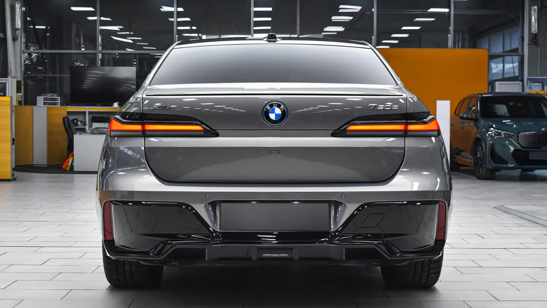 750e xDrive M Sport Plug-in Hybrid Sportautomati
