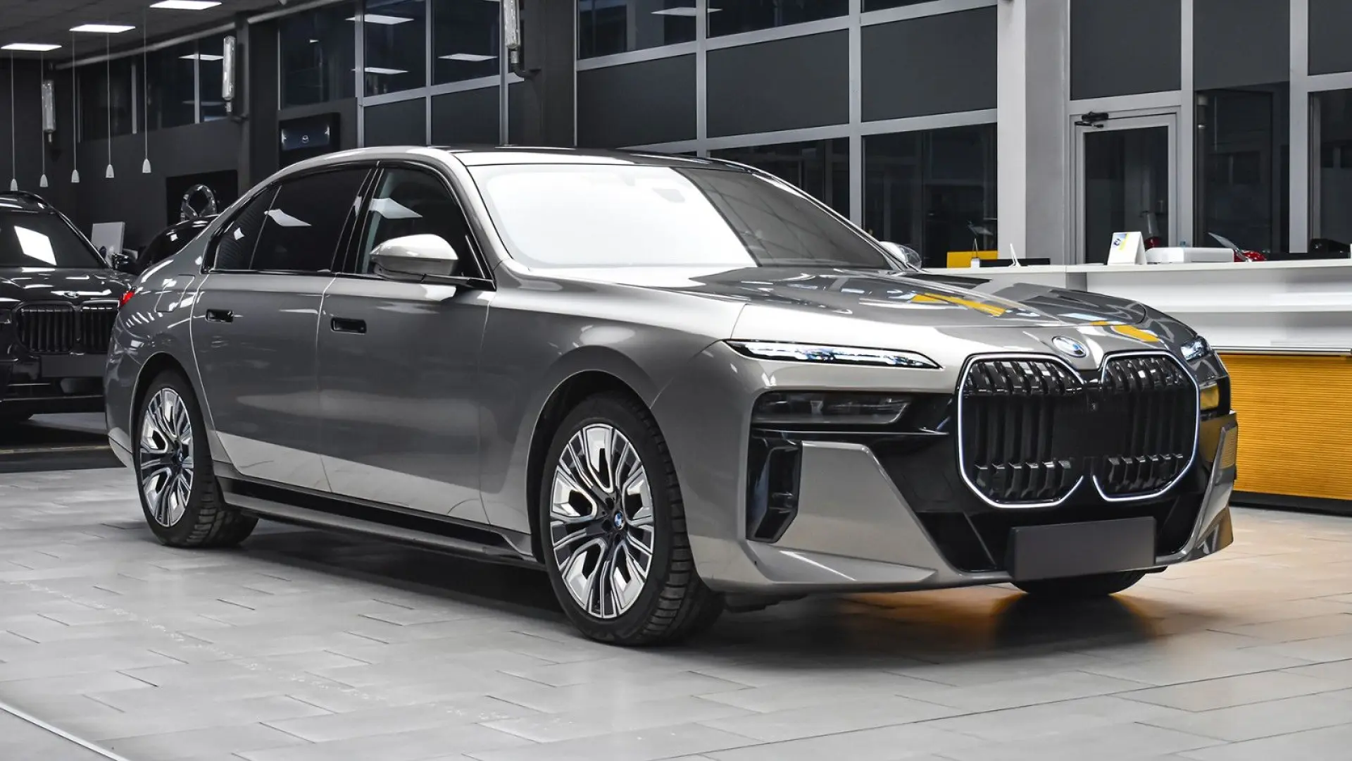 750e xDrive M Sport Plug-in Hybrid Sportautomati
