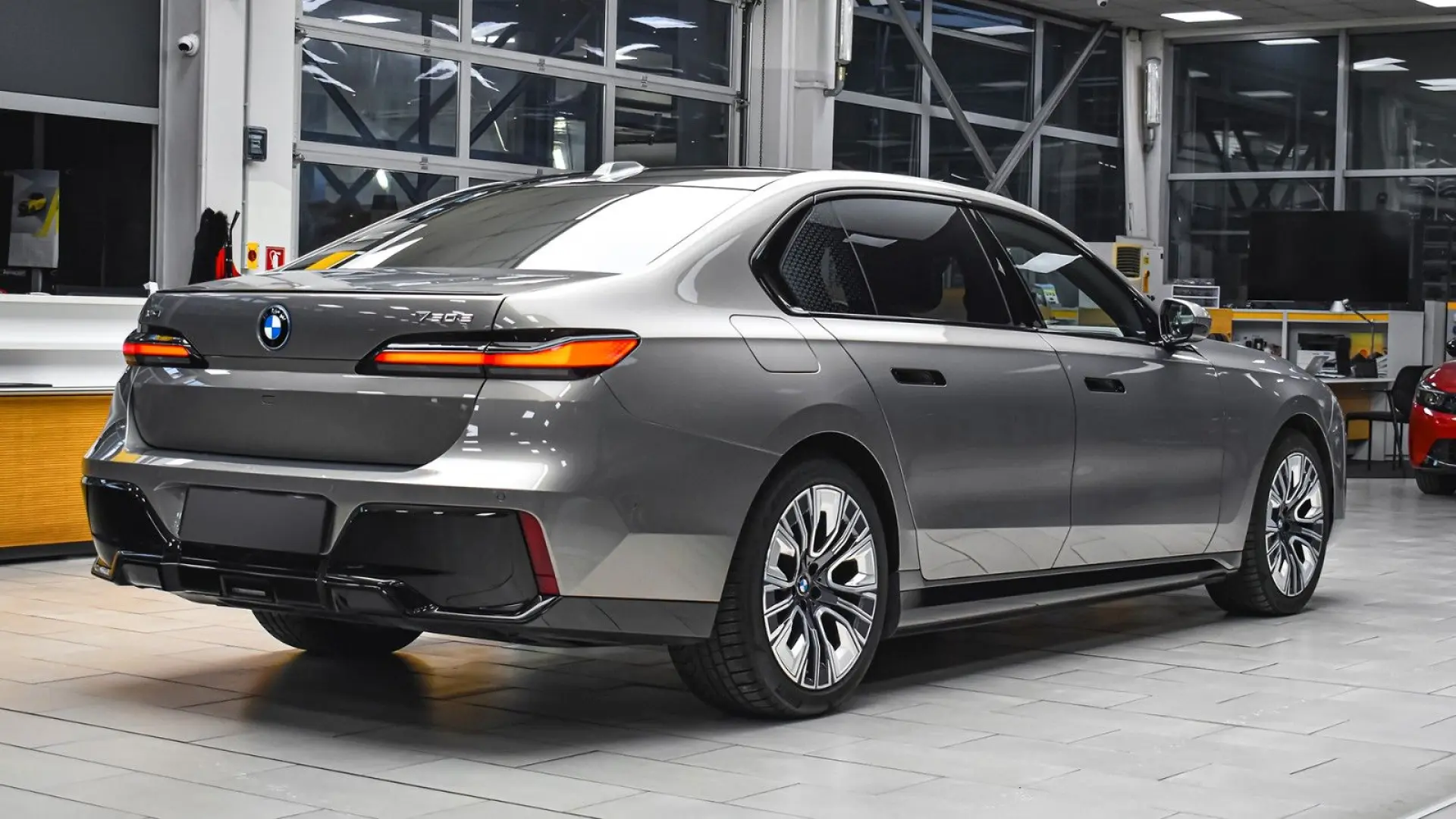750e xDrive M Sport Plug-in Hybrid Sportautomati